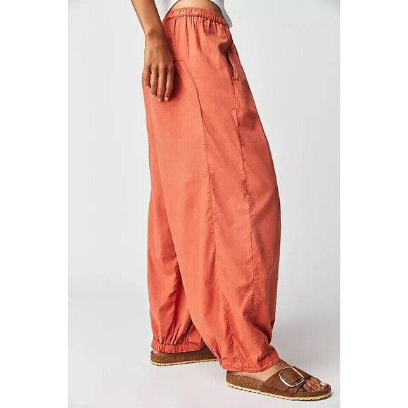 Free People To The Sky Parachute Pants Pull-on Low-Rise Solid Smocked XS 270584 - Picture 3 of 8